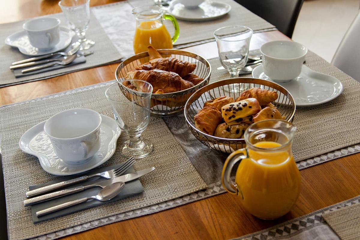 Manoir Sainte Victoire Bed & Breakfast Байо Екстериор снимка